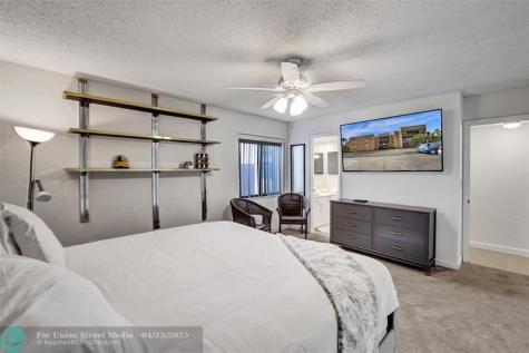 4060 N Hills Drive Hollywood FL 33021
