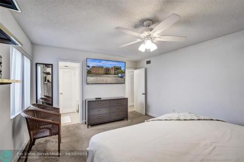 4060 N Hills Drive Hollywood FL 33021