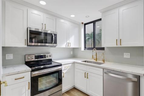 1401 NE 9 Street Fort Lauderdale FL 33304