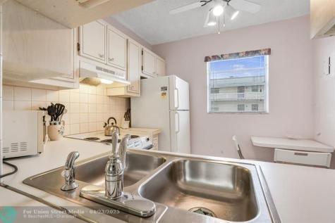 4321 NW 16th Street Lauderhill FL 33313