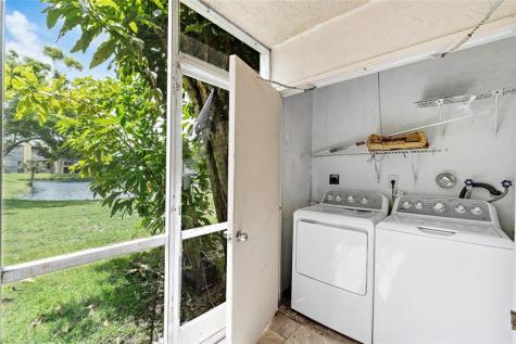 3141 NW 47th Terrace Lauderdale Lakes FL 33319