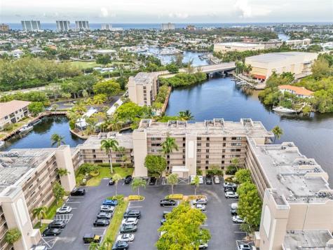 7 Royal Palm Way Boca Raton FL 33432