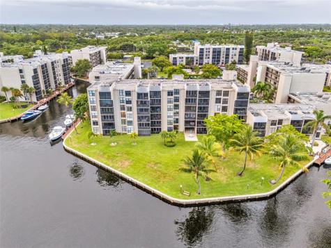 7 Royal Palm Way Boca Raton FL 33432