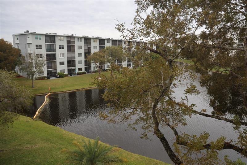 2228 N Cypress Bend Drive Pompano Beach FL 33069