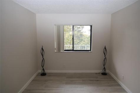 2228 N Cypress Bend Drive Pompano Beach FL 33069