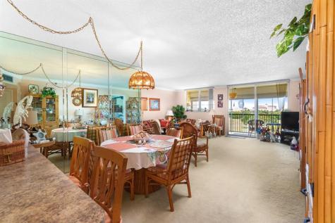 3300 W Rolling Hills Circle Davie FL 33328