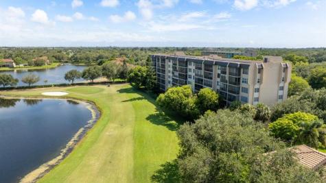 3300 W Rolling Hills Circle Davie FL 33328