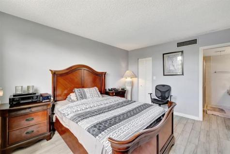 5860 NW 64th Avenue Tamarac FL 33319