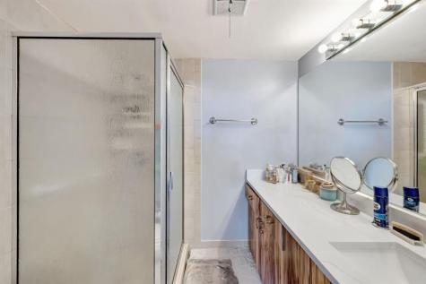 5860 NW 64th Avenue Tamarac FL 33319