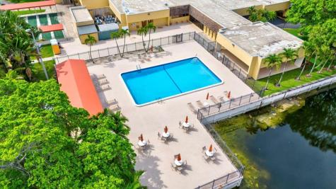 5860 NW 64th Avenue Tamarac FL 33319