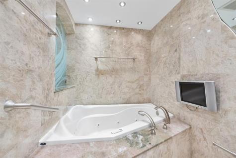 1800 S Ocean Boulevard Lauderdale By The Sea FL 33062