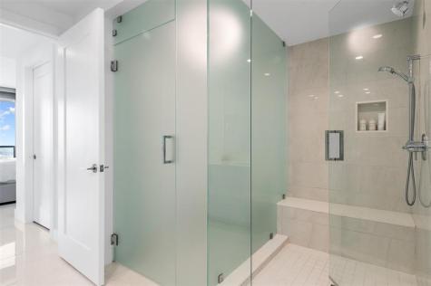 100 E Las Olas Boulevard Fort Lauderdale FL 33301