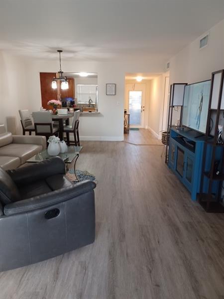 9201 Sunrise Lakes Boulevard Sunrise FL 33322