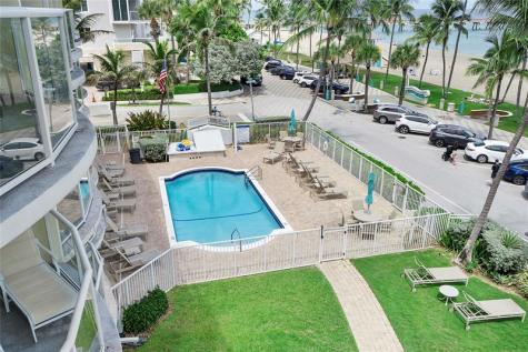 2080 E Hillsboro Boulevard Deerfield Beach FL 33441