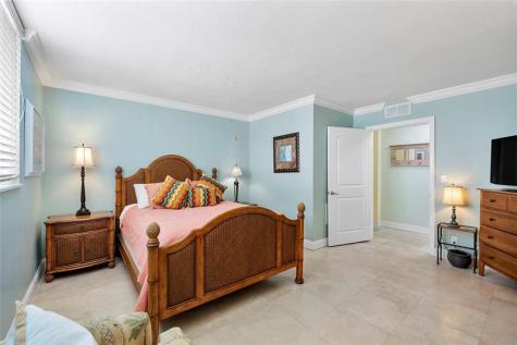 2080 E Hillsboro Boulevard Deerfield Beach FL 33441