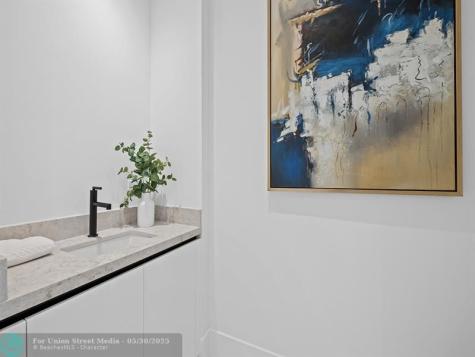 160 Isle Of Venice Drive Fort Lauderdale FL 33301