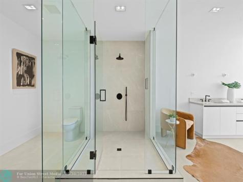 160 Isle Of Venice Drive Fort Lauderdale FL 33301