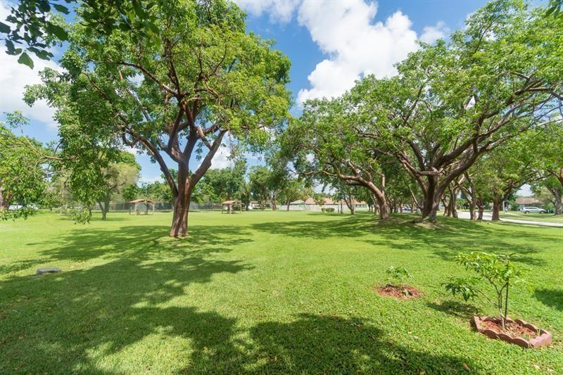 5544 Lakewood Circle Pompano Beach FL 33063