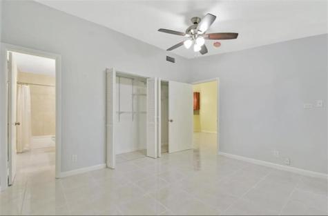 5544 Lakewood Circle Pompano Beach FL 33063