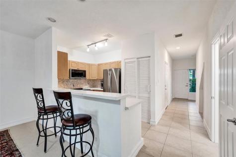 1743 NE 4th Avenue Fort Lauderdale FL 33305