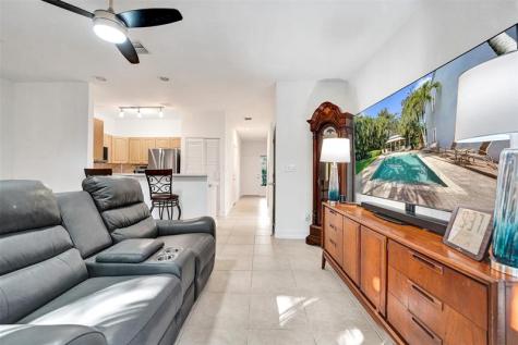 1743 NE 4th Avenue Fort Lauderdale FL 33305