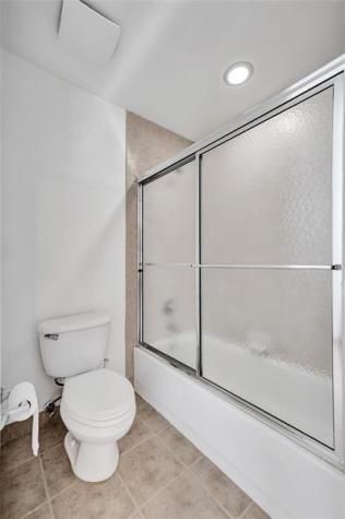 1743 NE 4th Avenue Fort Lauderdale FL 33305