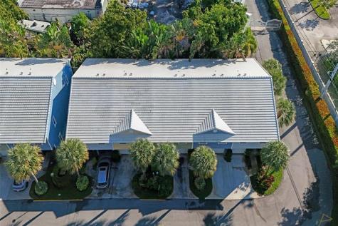 1743 NE 4th Avenue Fort Lauderdale FL 33305