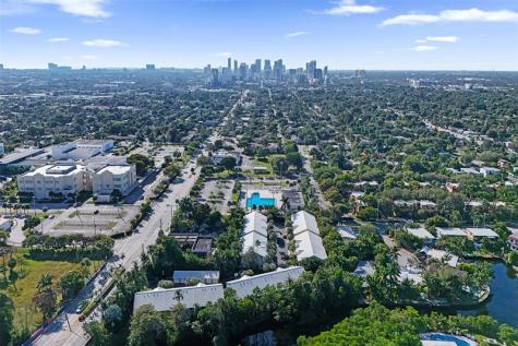 1743 NE 4th Avenue Fort Lauderdale FL 33305