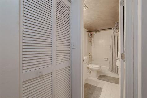 3920 Inverrary Boulevard Lauderhill FL 33319