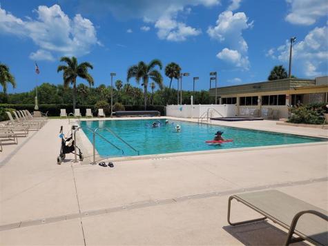 15 Vista Gardens Trail Vero Beach FL 32962