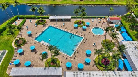 138 Seville Delray Beach FL 33446