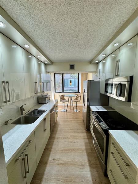 9585 SW 1st Court Coral Springs FL 33071