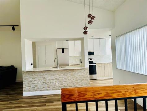 8142 NW 17th Manor Plantation FL 33322