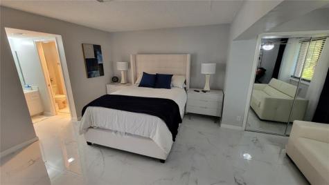 1801 Presidential Way West Palm Beach FL 33401