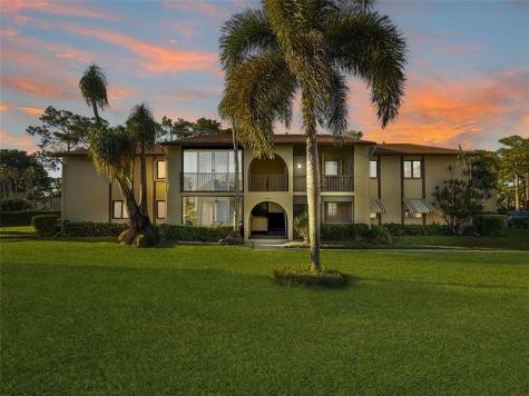 329 Knotty Pine Circle Greenacres FL 33463