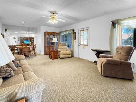 329 Knotty Pine Circle Greenacres FL 33463