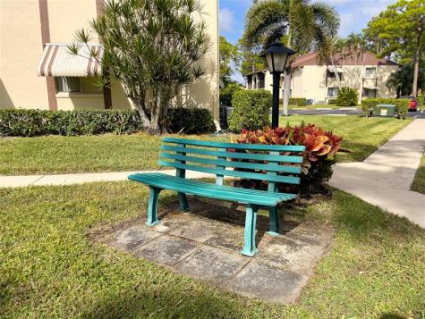329 Knotty Pine Circle Greenacres FL 33463