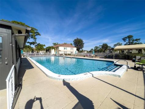 329 Knotty Pine Circle Greenacres FL 33463