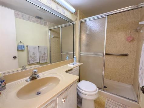 329 Knotty Pine Circle Greenacres FL 33463