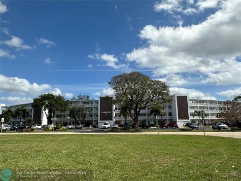 4108 Cambridge E Deerfield Beach FL 33442