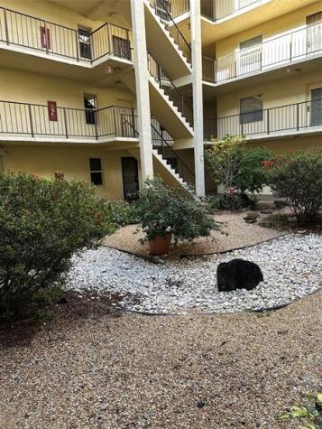 2831 Somerset Drive Lauderdale Lakes FL 33311