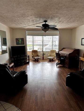 2831 Somerset Drive Lauderdale Lakes FL 33311