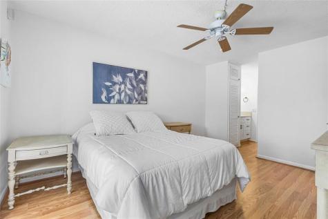 490 SE 19th Avenue Pompano Beach FL 33060