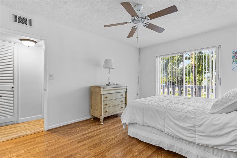 490 SE 19th Avenue Pompano Beach FL 33060