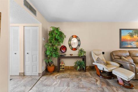 10 Willowbrook Lane Delray Beach FL 33446