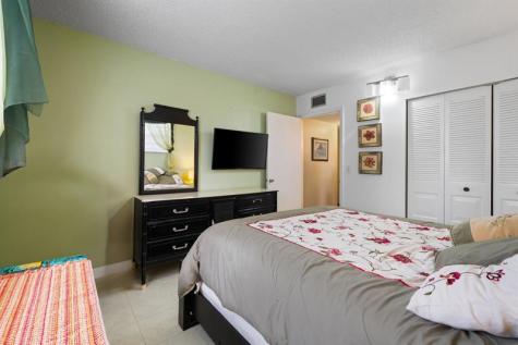 10 Willowbrook Lane Delray Beach FL 33446