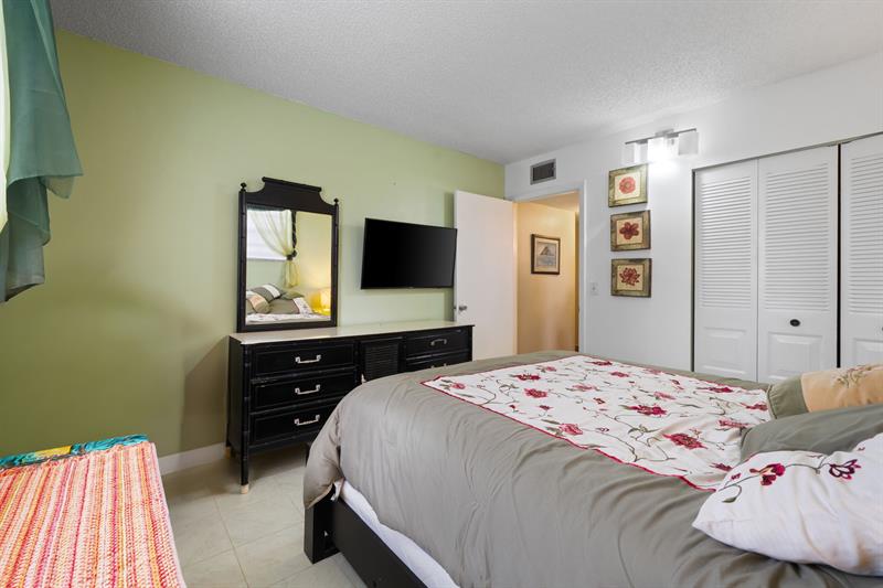 10 Willowbrook Lane Delray Beach FL 33446