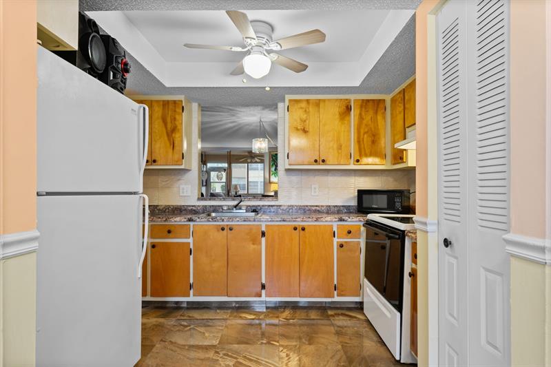 10 Willowbrook Lane Delray Beach FL 33446