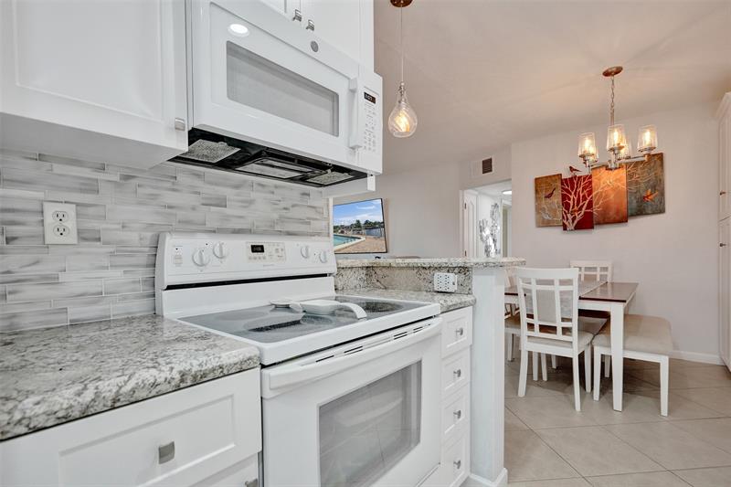 935 SE 9th Avenue Pompano Beach FL 33060