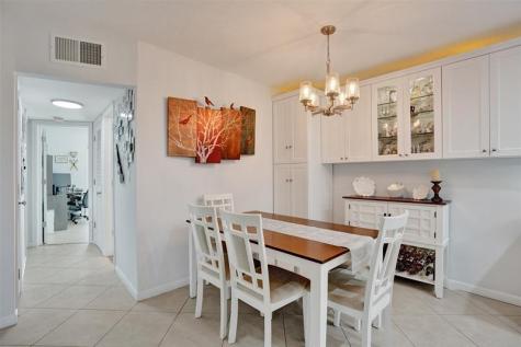935 SE 9th Avenue Pompano Beach FL 33060